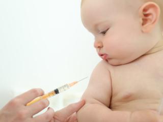 Vaccinazioni in calo: rischio epidemie