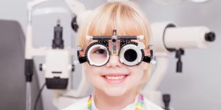 Problemi di vista: in aumento i bambini non corretti