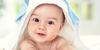 Dermatite da sudore: come prevenirla nel bebè