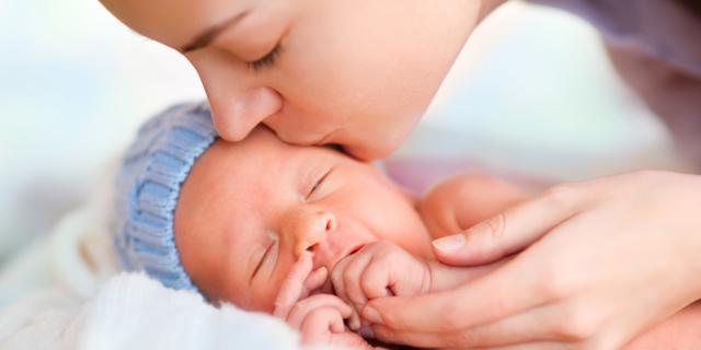 Prematura: graças a uma almofada especial de coração a coração com a mãe Prematura: graças a uma almofada especial de coração a coração com a mãe