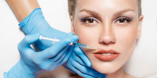 Ritoccomania scoppia a 40 anni