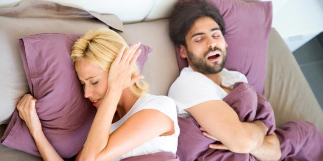 Smettere di russare grazie a un nuovo laser