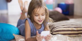 Smartphone e tablet: bambini a rischio dipendenza