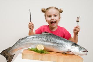 Pesce ai bambini: l’intelligenza galoppa