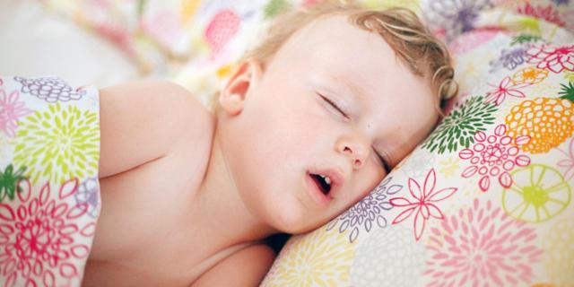 Apnee del sonno dei bambini: attenzione se il piccolo russa