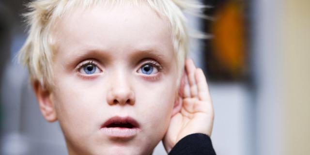 Sordità nei bambini: un nuovo algoritmo predice il recupero