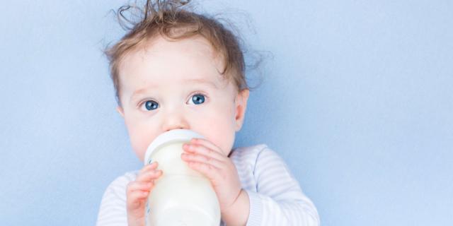 Olio di palma: quali rischi per i neonati nutriti con latte formulato?