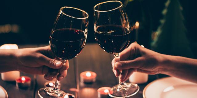 2 bicchieri di vino al giorno proteggono il cervello