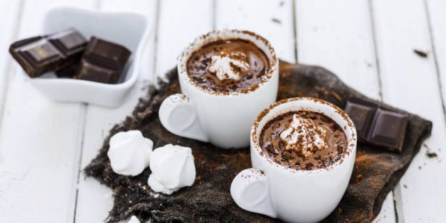 Cibi amici del fegato: non solo yogurt, anche tè e perfino cioccolato e caffè