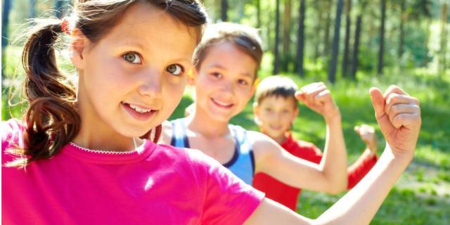 Bimbi instancabili perché hanno muscoli come atleti