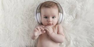 Vocalizzi dei bambini: i bebè li imitano per imparare a parlare