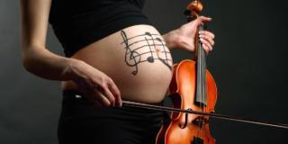 Musica in gravidanza: il bebè preferisce la classica