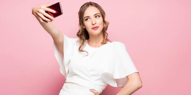 Vuoi migliorare l’umore? Fatti un selfie