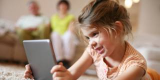 Smartphone e tablet: 8 consigli per la sicurezza dei bambini