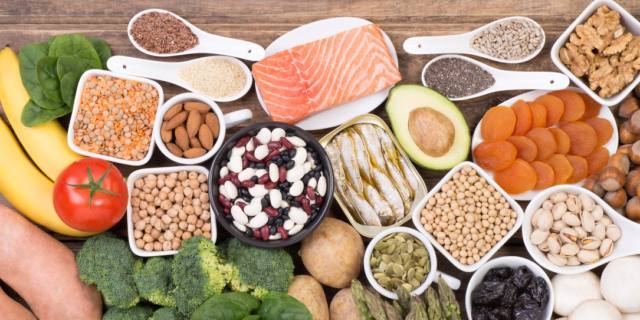 Sindrome premestruale: che cosa mangiare?