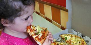 Sovrappeso infantile: “cieche” nove mamme su dieci
