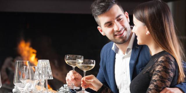 Eros a tavola: ecco i cibi per una serata hot