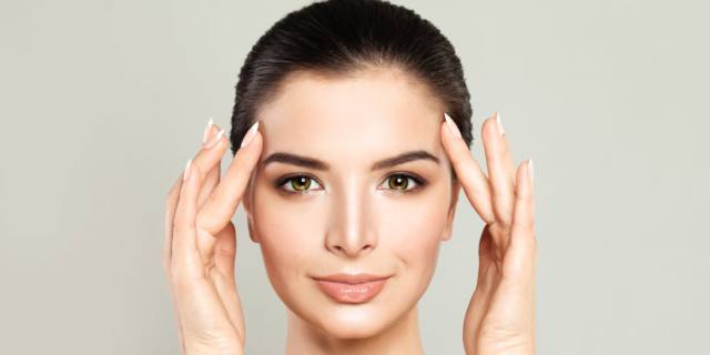 Minilifting composito, il nuovo approccio soft per un viso giovane