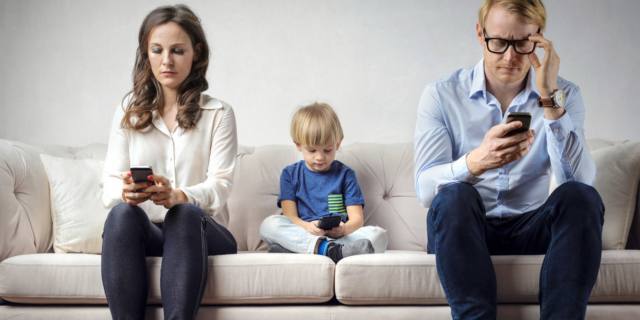 Smartphone: il passatempo preferito dei bambini (e non solo)