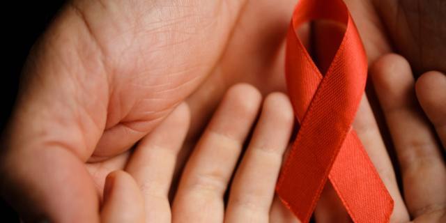 Aids, colpito un adolescente ogni due minuti