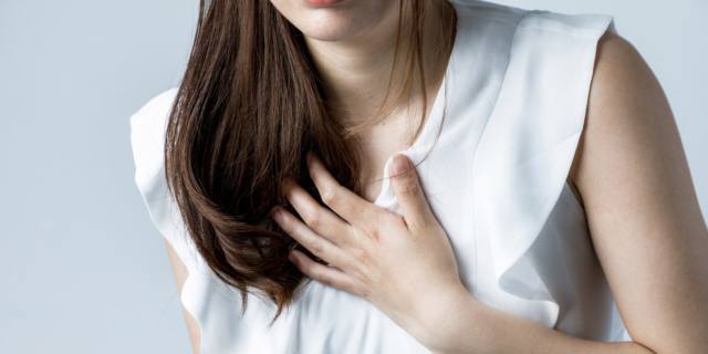 Attacchi di cuore in aumento nelle donne giovani
