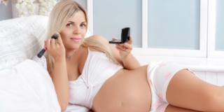 Cosmetici in gravidanza: aumentano il rischio di pubertà precoce?