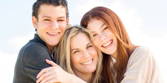 Pubertà: l’età dello sviluppo dipende dalla mamma