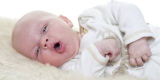 Polmonite ab ingestis nel neonato: attenzione ai campanelli di allarme
