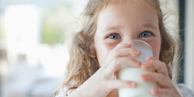 Allergia al latte: c’è una nuova terapia?