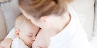 Vaccinazioni durante l’allattamento: non ci sono controindicazioni per il bimbo