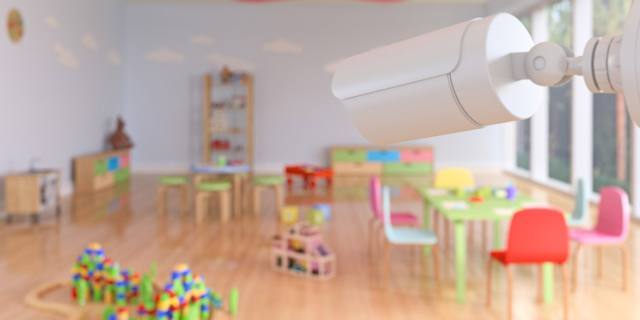 Asilo: in arrivo le telecamere