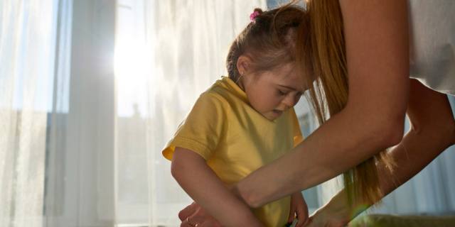 Eccesso di accudimento fa più male che bene ai figli?