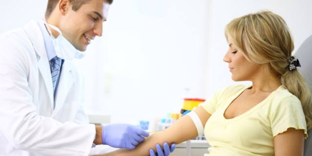 Colesterolo cattivo: per le donne pericoloso anche se è troppo basso