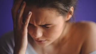 Dolore cronico: le donne lo sopportano di più