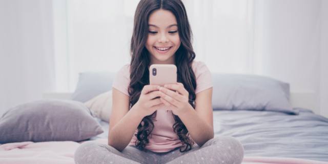 Ragazze e social: legame pericoloso