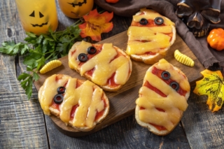 Pizzette mummia di Halloween Pizzette mummia di Halloween