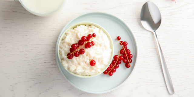 Dolce di riso al ribes