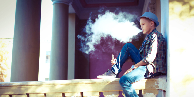 Sigarette elettroniche: l’allarme dell’Oms. A rischio il cervello degli adolescenti