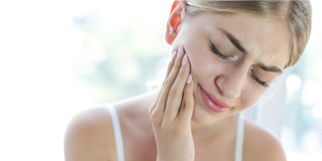 Dolore: le donne sono più sensibili a causa di un ormone