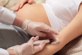 Covid-19: test del sangue per le donne in gravidanza