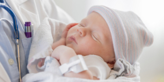 Screening per vista e udito nei neonati, perché sono importanti
