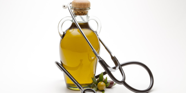 Olio di oliva, l’amico del cuore