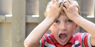Pidocchi nei bambini, combatterli e prevenirli