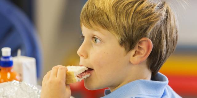 Con il Covid-19 si fa meno sport = merenda dimezzata