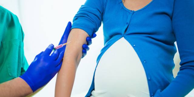 Vaccino per il Covid-19 in gravidanza? Gli esperti dicono di sì