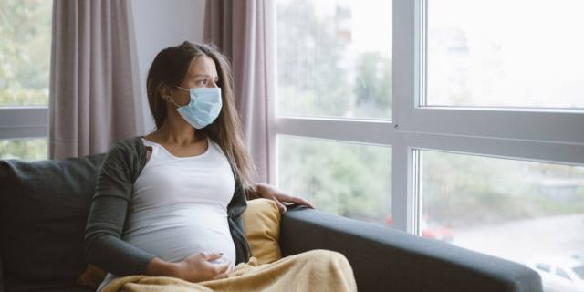 Covid-19: quali sono i rischi in gravidanza?