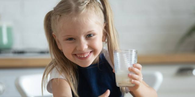 Sì ai probiotici per la salute della bocca dei bambini