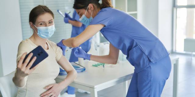 Vaccinazione anti-Covid in gravidanza e allattamento