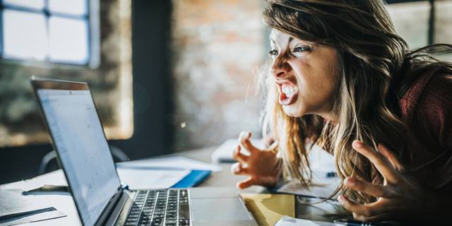 Quando si dorme poco si diventa maleducati… anche via e-mail