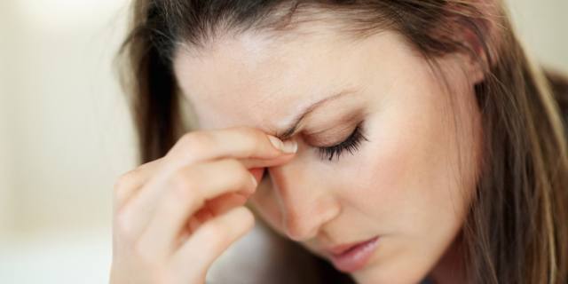 Previeni l’emicrania con l’olio di oliva e il pesce